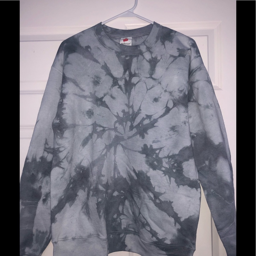 Tye die crew neck sweat shirt handmade!